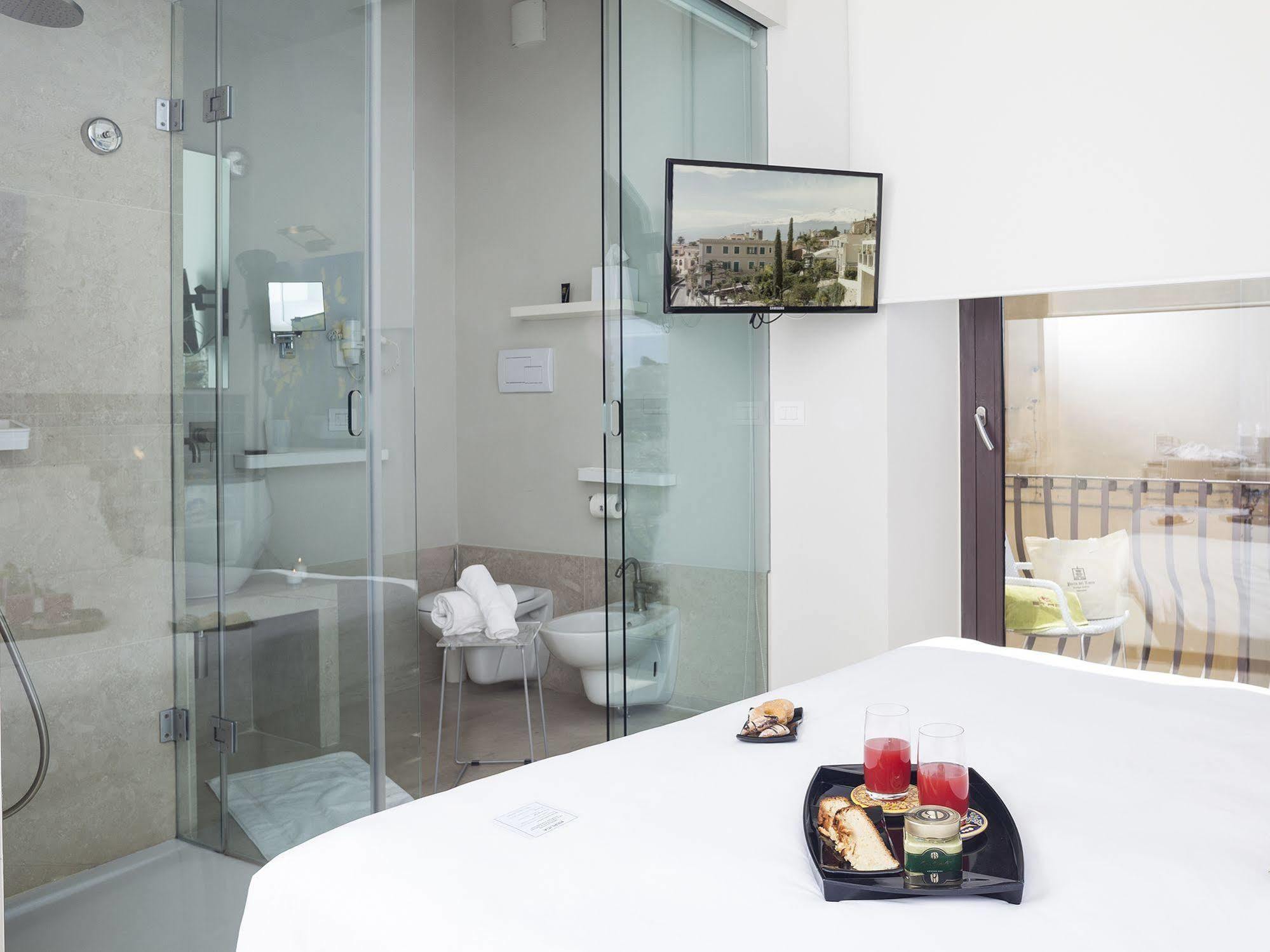 Porta Del Tocco Design Rooms Таормина Экстерьер фото