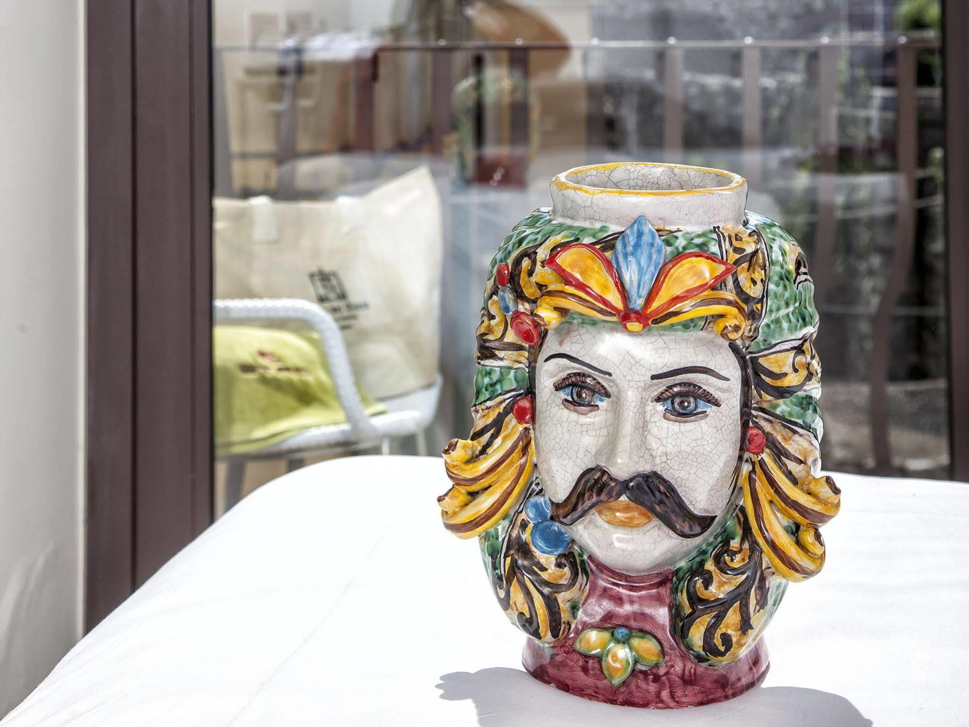 Porta Del Tocco Design Rooms Таормина Экстерьер фото